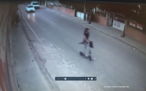 Araç çarpan skuterli hemşire Hatice'nin babası: Tek hayali insanları kurtarmaktı(Galeri)