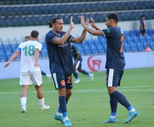 Başakşehir hazırlık maçında Konyaspor'u tek golle geçti(Galeri)
