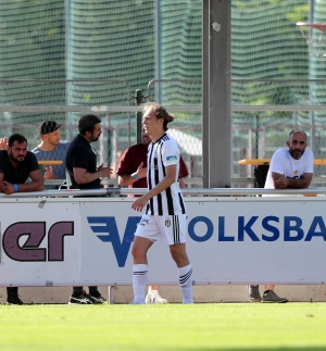 Beşiktaş'ta Serdar Saatçı kadro dışı bırakıldı(Galeri)