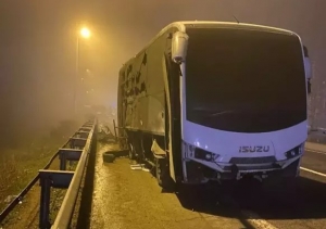 Diyarbakır'daki polis servisine bombalı saldırıya 3 tutuklama(Galeri)