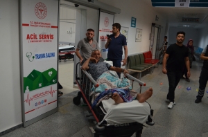 Düğünde maganda kurşunu ile 2 kişi yaralandı(Galeri)
