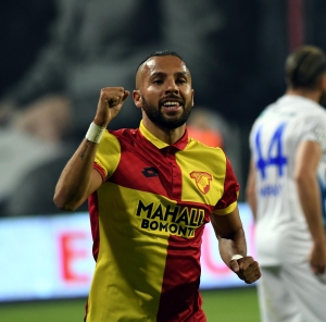 Göztepe Yasin Öztekin'i alıyor(Galeri)
