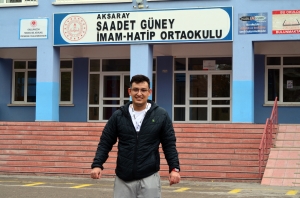 İkizi yürüyünce SP’li olduğu belirlendi, erken teşhis ve tedaviyle beden eğitimi öğretmeni oldu(Galeri)