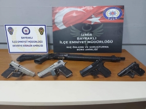 İzmir polisinden yılbaşı magandalarına suçüstü(Galeri)