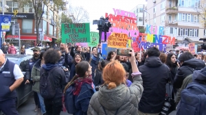 Mecidiyeköye'de toplanan grup, kadın cinayetlerini protesto etti(Galeri)