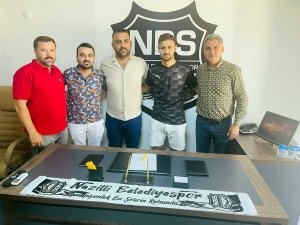 Nazilli'de son imza Yılmaz'dan(Galeri)