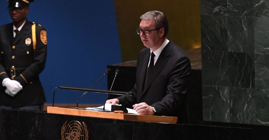 ABD’den gelen açıklamalar sonrası Sırp birlikleri Kosova sınırında çekiliyor 