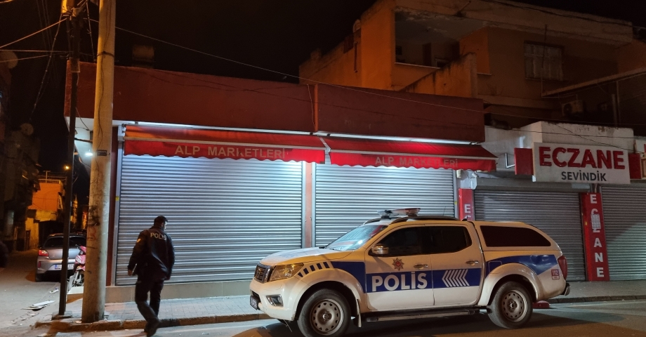 Adana'da 'ekmek satma' kavgası: 1 ölü, 1 yaralı