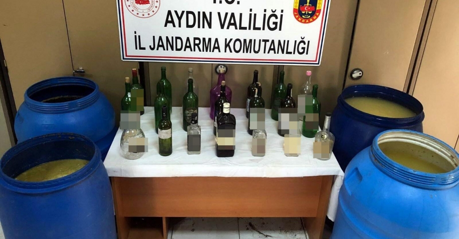 Aydın'da 1550 litre kaçak şarap ele geçirildi