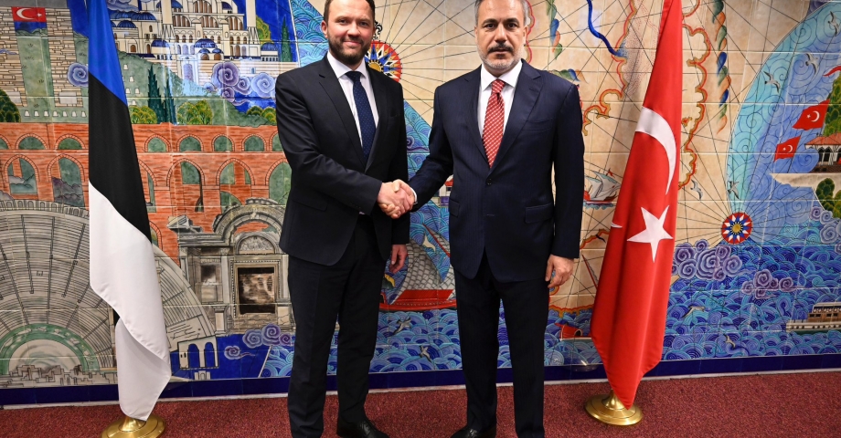 Bakan Fidan, Estonya ve Arnavutluk Dışişleri Bakanlarıyla görüştü