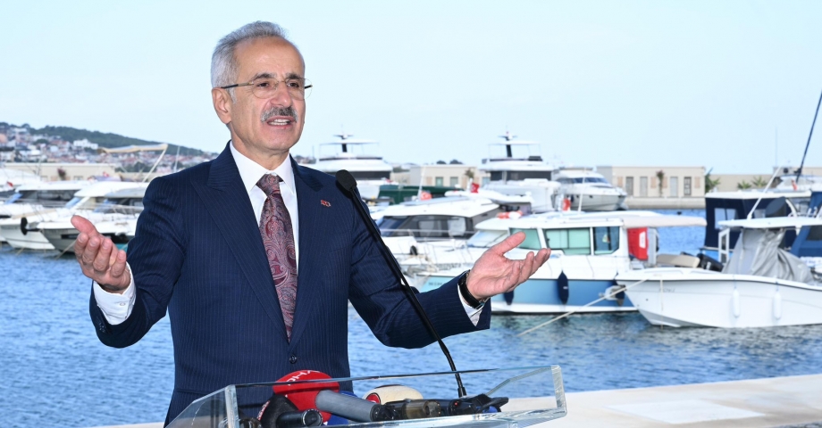 Bakan Uraloğlu: Kruvaziyer yolcu sayısı hedefini aştık