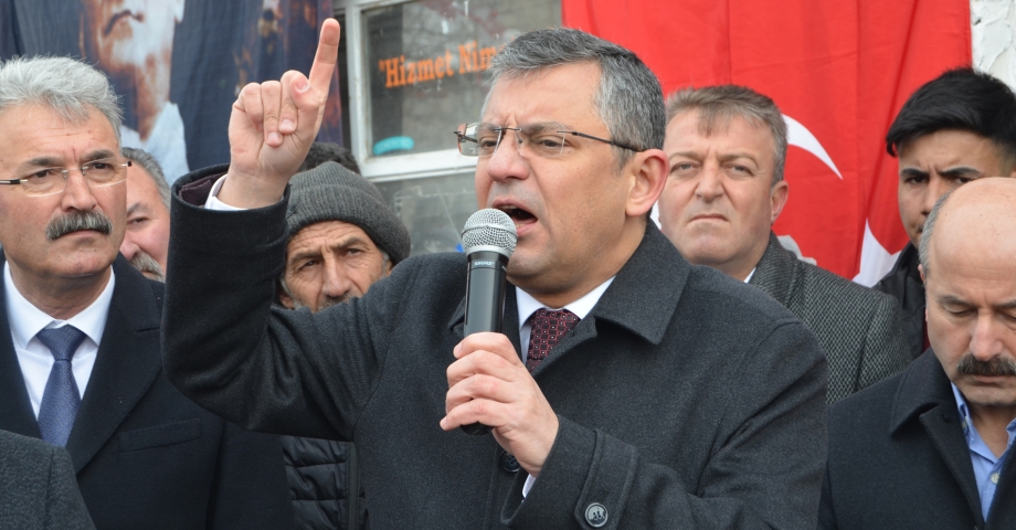 CHP’li Özel: Bütün Cumhuriyet Halk Partililer, cumhurbaşkanı adayıdır