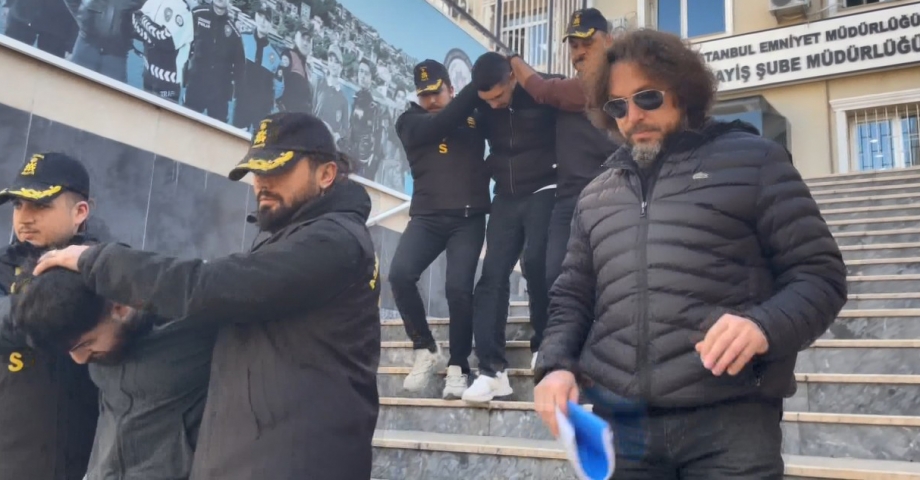  (Ek fotoğraflar)-Sultangazi'de uzun namlulu silahlarla bir kişinin öldürüldüğü olayla ilgili 2 kişi yakalandı