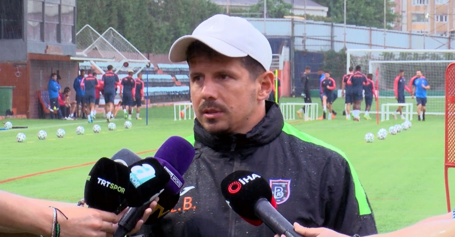 Emre Belözoğlu: Sezon sonunda ilk 3-4 sırada yer alacak bir takım oluşturmak istiyoruz