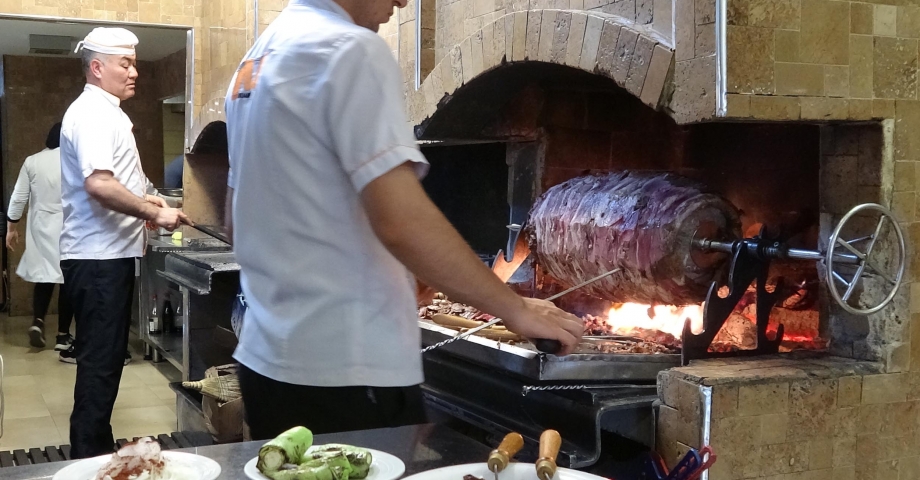 Erzurum'un vazgeçilmez yemeği cağ kebabı, 'dünya lezzetleri' listesinde ilk 20'de