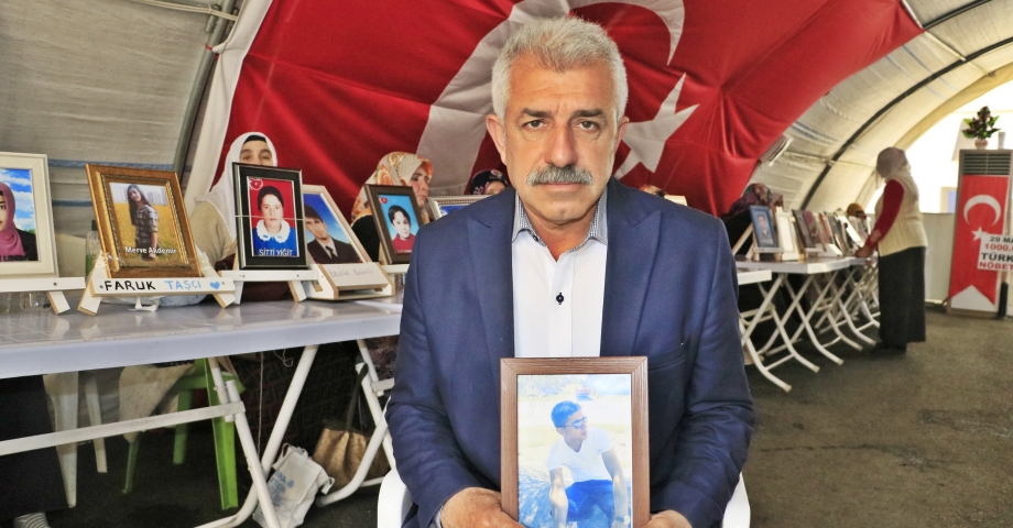 Evlat nöbetindeki baba: 7 yıl 2 ay 4 gün oldu, netice alamadık
