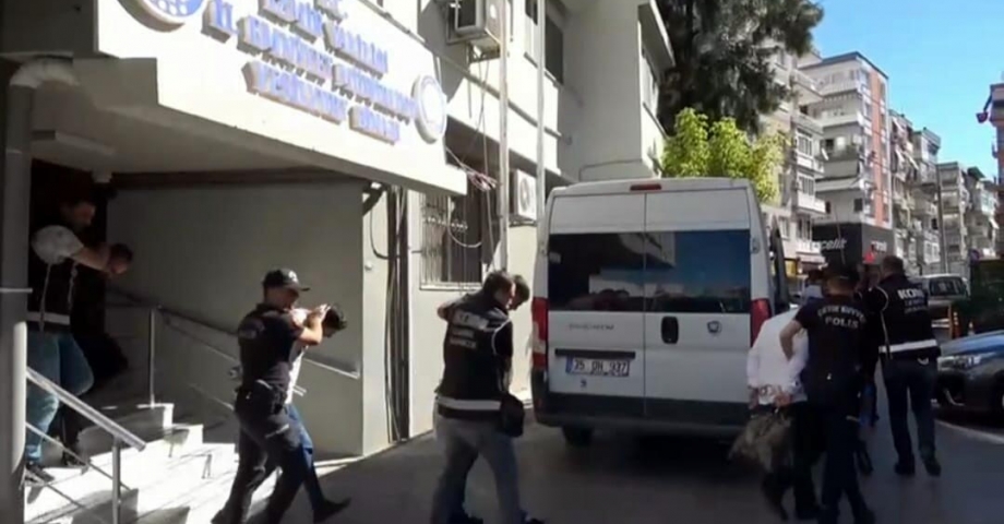 İzmir'deki 'Müsilaj 2 Operasyonu'nda 10 tutuklama