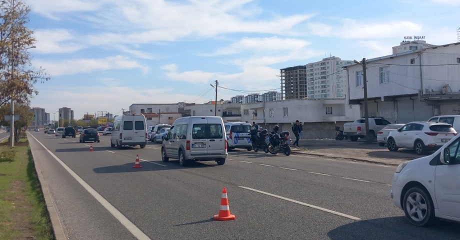 Otomobilin çarptığı Hümeyra öldü, kucağındaki kardeşi kurtuldu