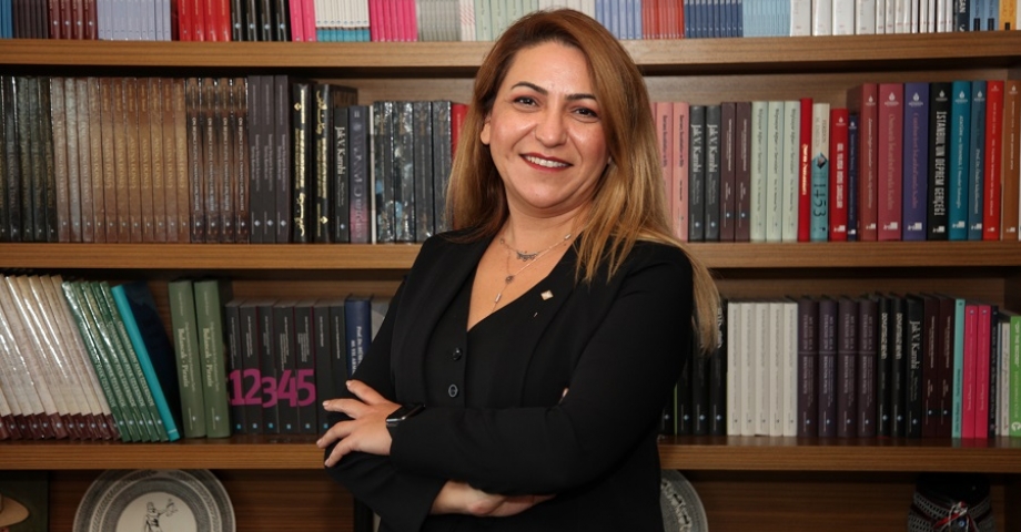 Prof. Dr. Şirin Karadeniz öğrencilere seslendi: Dijital becerilerinizi arttırmaya devam edin