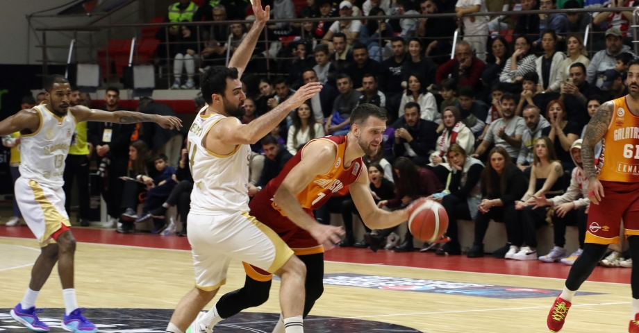 Samsunspor - Galatasaray: 70 - 72