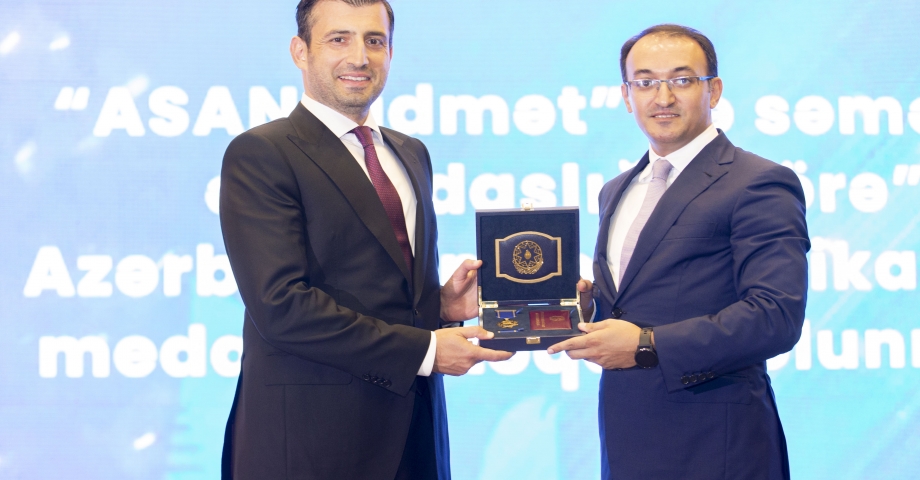  Selçuk Bayraktar'a Azerbaycan'dan madalya 
