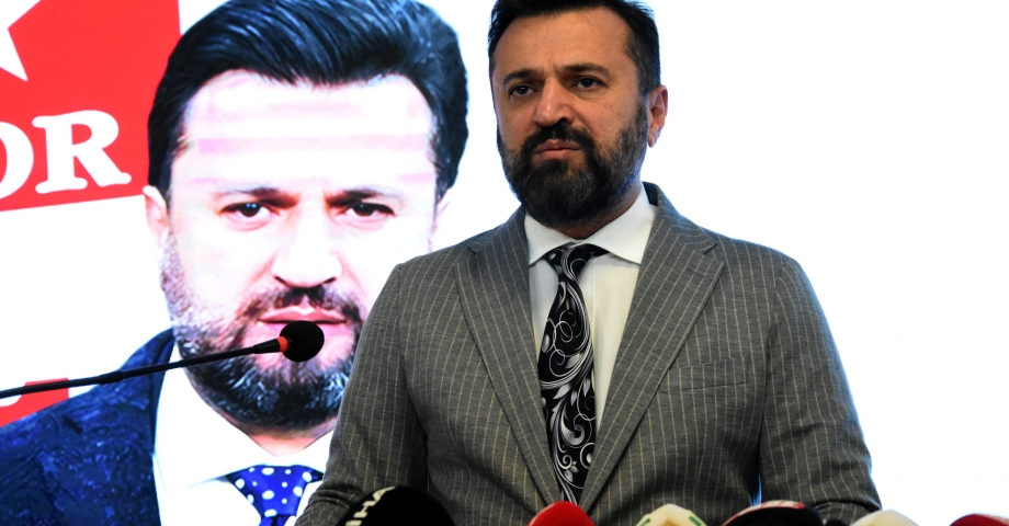 Sivasspor, Bülent Uygun ile resmi sözleşme imzaladı