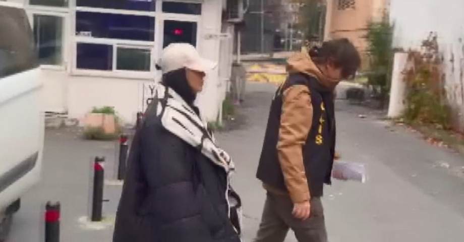 Sosyal medyada müstehcen yayın yapan 6 şüpheli gözaltına alındı
