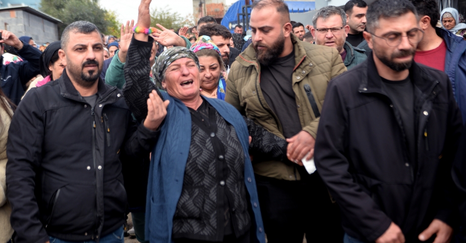 Yangında ölen kızı, damadı ve torunlarını, 'Yeni evinize hoş geldiniz' sözleriyle karşıladı