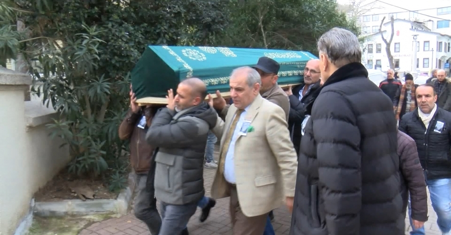 Yönetmen ve senarist Yılmaz Atadeniz son yolculuğuna uğurlandı