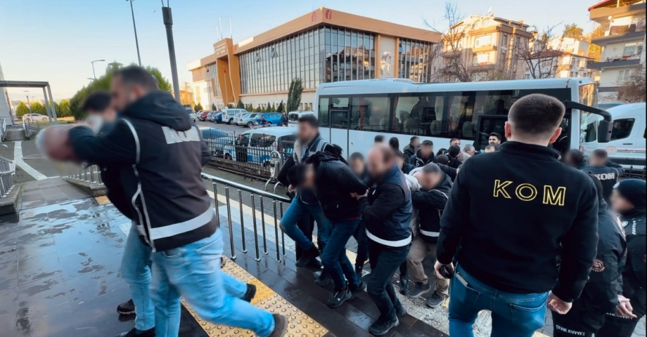 Zonguldak ve Ankara'da tefecilik yaparak kara para aklayan suç örgütüne operasyon; 8 tutuklama