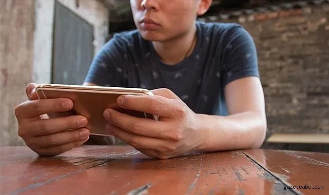 Sosyal Medyada 15 Yas Altı Limitsizlik Son Bulacak