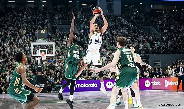 Fenerbahçe, Panathinaikos'a Karşı Büyük Zafer Kazandı