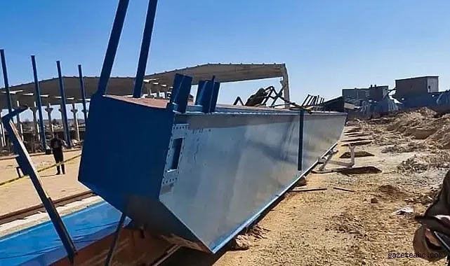 İki Çocuk Devrilen Demir Profiller Altında Hayatını Kaybetti