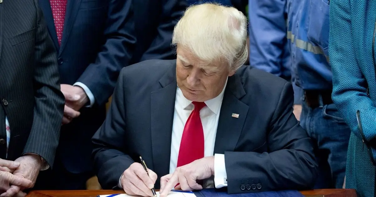 Küresel Ticarette Yeni Gerginlik: Yüzde 10'luk Vergi Uygulaması