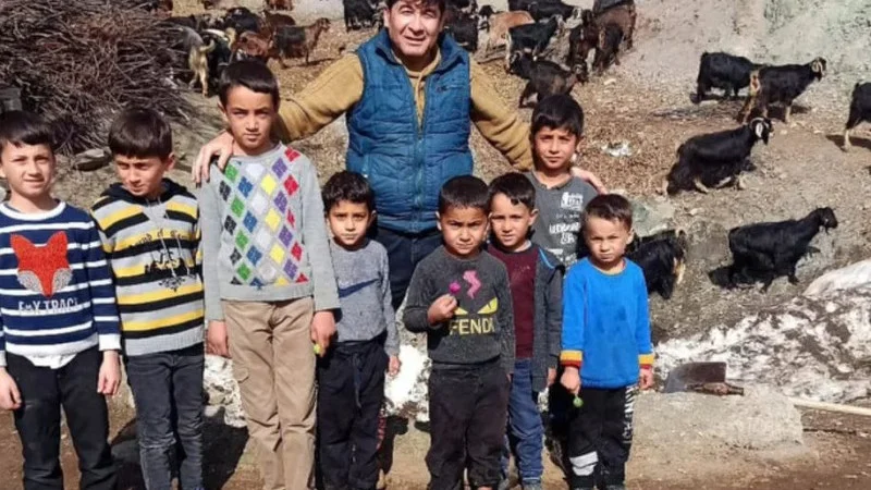 Aladağ'da 'Çocuklar Üşümesin' Kampanyası Hasan Yıldız Anısına Gerçekleştirildi