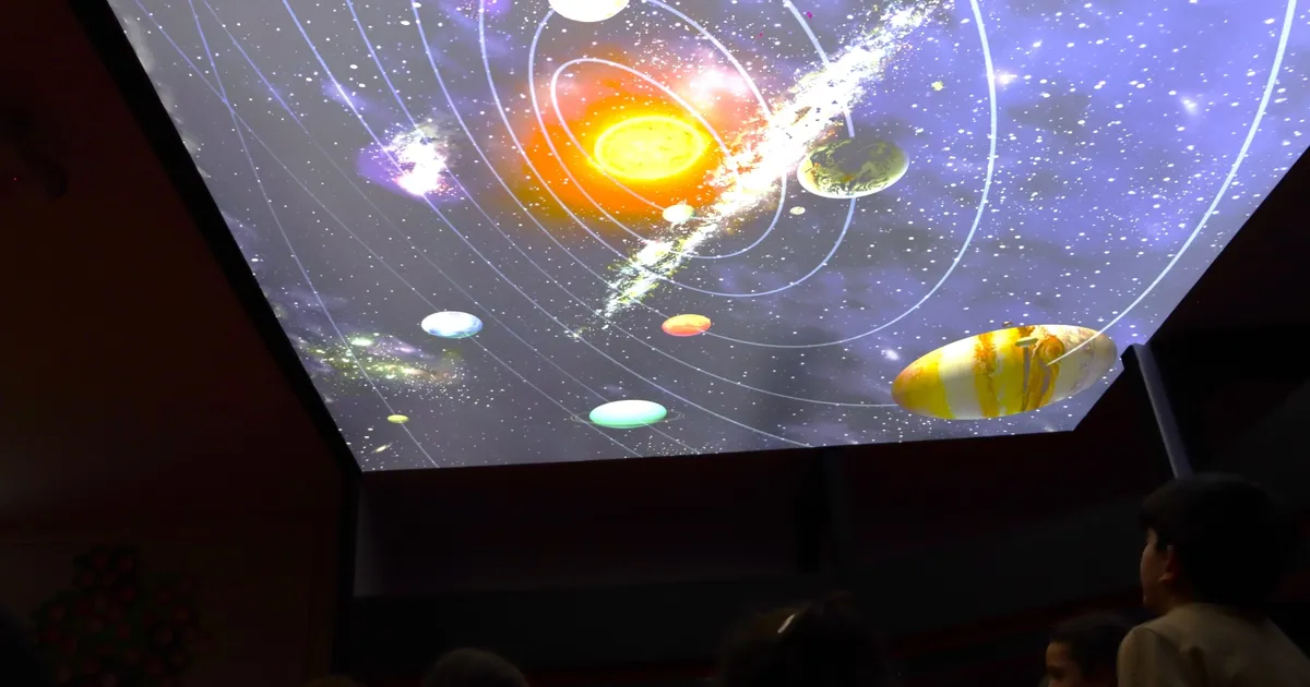 Maltepe’de minikler uzayın sırlarını bu atölyede keşfetti