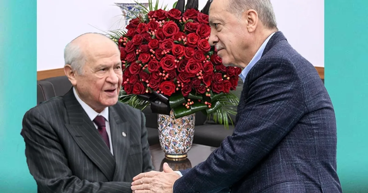 Bahçeli’den Cumhurbaşkanı Erdoğan'a 72 güllü yaş hediyesi