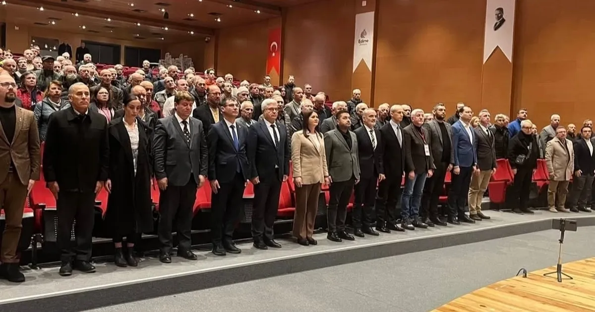 İYİ Partili Akalın: Emekli nefes alamaz hale geldi