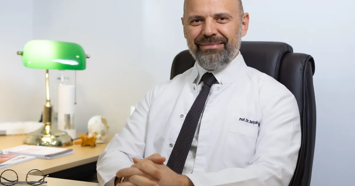 Akıllı telefonlar boyun fıtığı sebebi