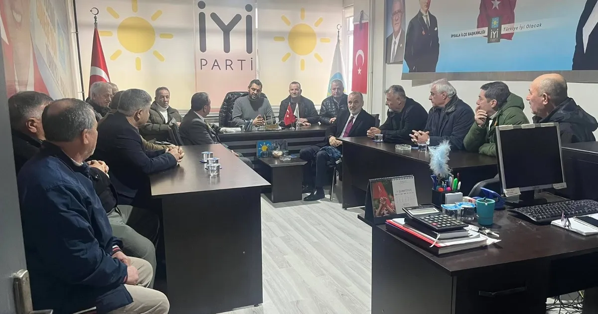 İYİ Parti heyeti İpsala’da esnafın nabzını tuttu