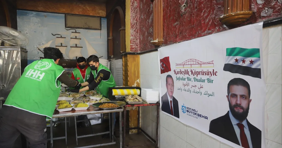 Kocaeli'den Suriye Rakka'da iftar bereketi