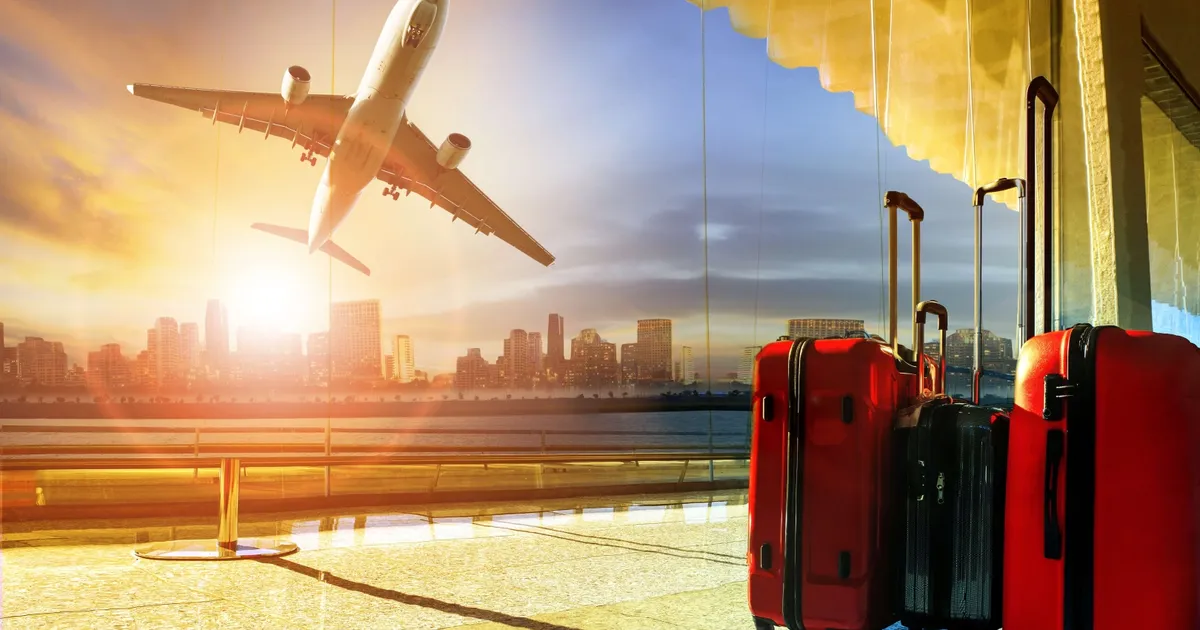 İran kaynaklı hava sahalarında kısıtlama... 15 uçuş divert etti, İstanbul’a yoğunluk arttı