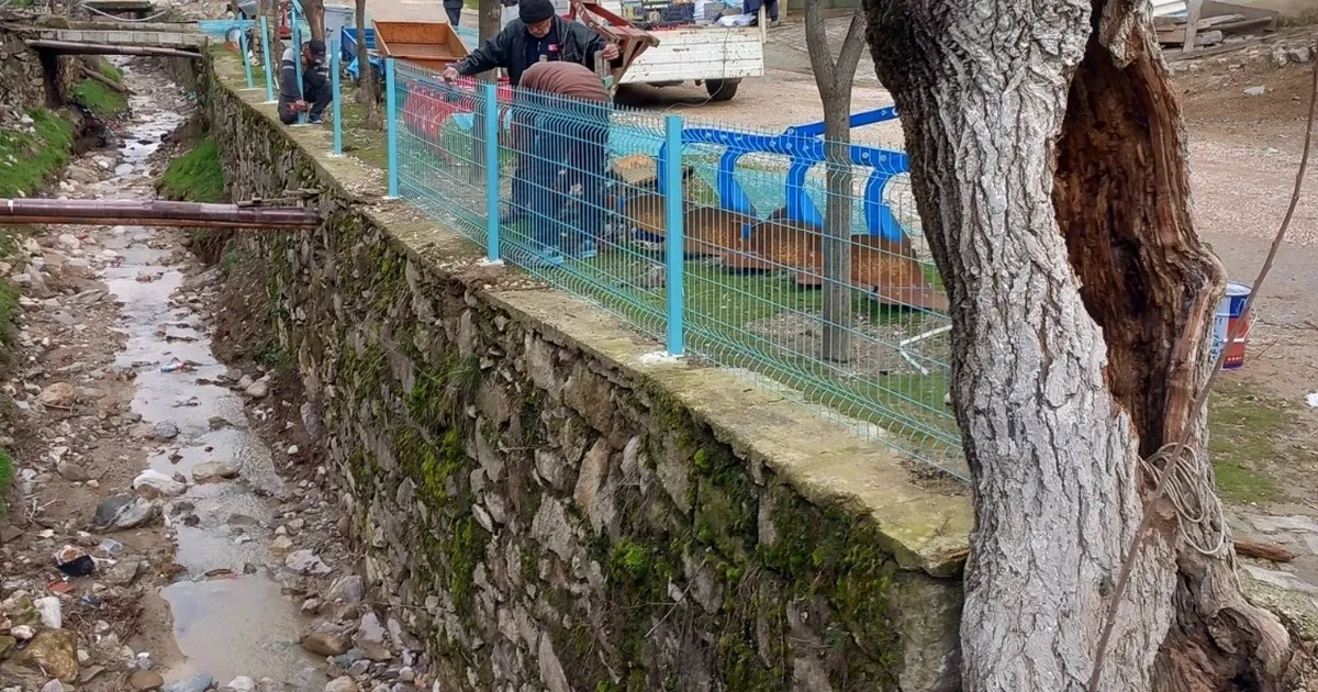 Manisa'da tehlike arz eden dereler güvenli hale getiriliyor