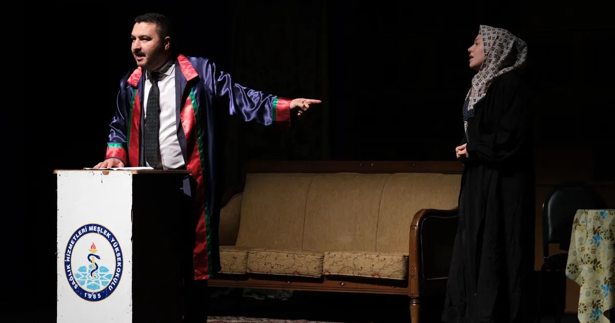 Bursa Yıldırım’da 28 Şubat tiyatroyla anlatıldı