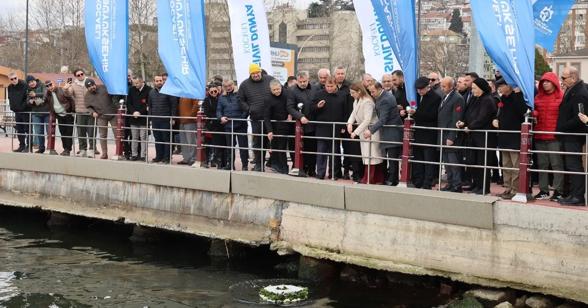 Kocaeli, Üsküdar Vapuru faciasında kaybedilen 392 canı andı