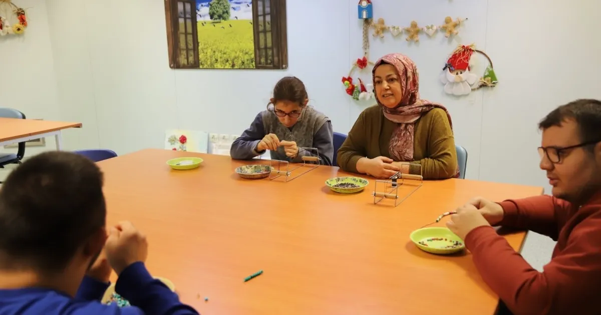 Eskişehir’de özel bireyler sosyal hayata renk katıyor