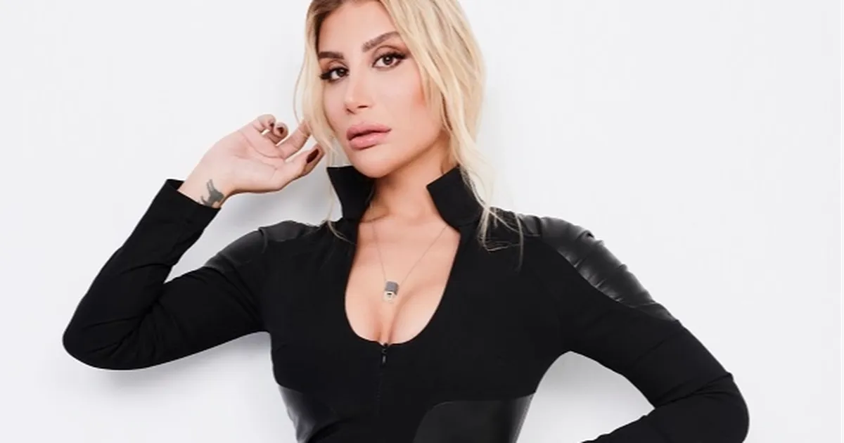 İrem Derici araştırması... “Filtresiz” tavrıyla ayrışan, enerjisiyle sahneyi taşıyan bir pop yıldızı