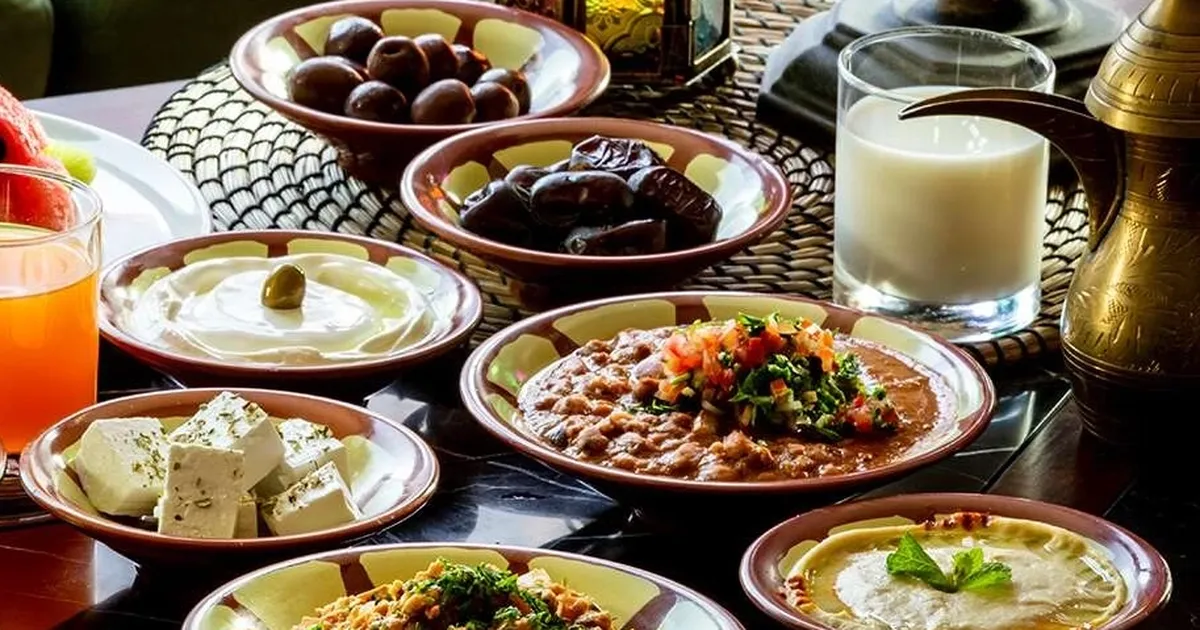 Uzmanı uyardı: Sahuru atlamayın, iftarı yavaş yapın