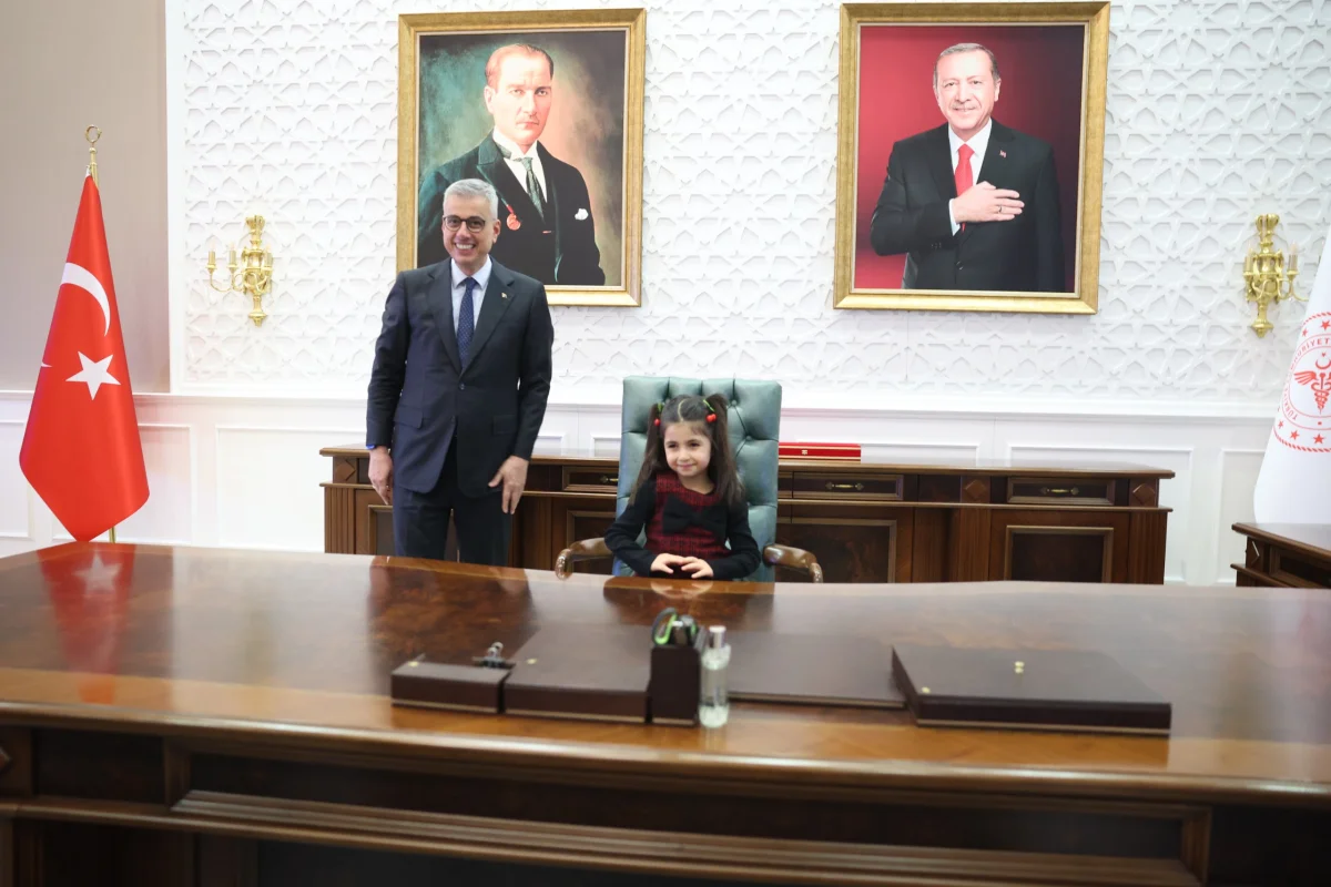 Sağlık Bakanı Memişoğlu ile “Sağlık Elçisi” Doğa arasındaki özel buluşma