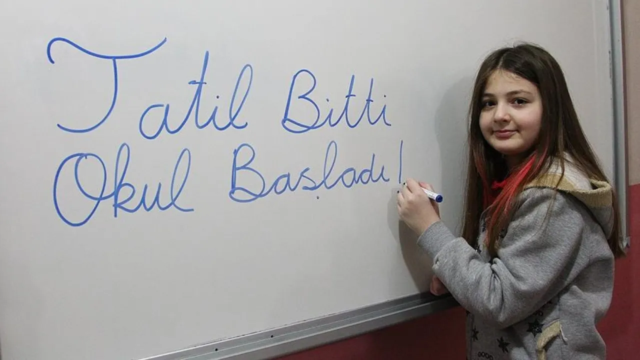 Eğitim hayatında yeni bir sayfa açıldı: İkinci dönem başladı